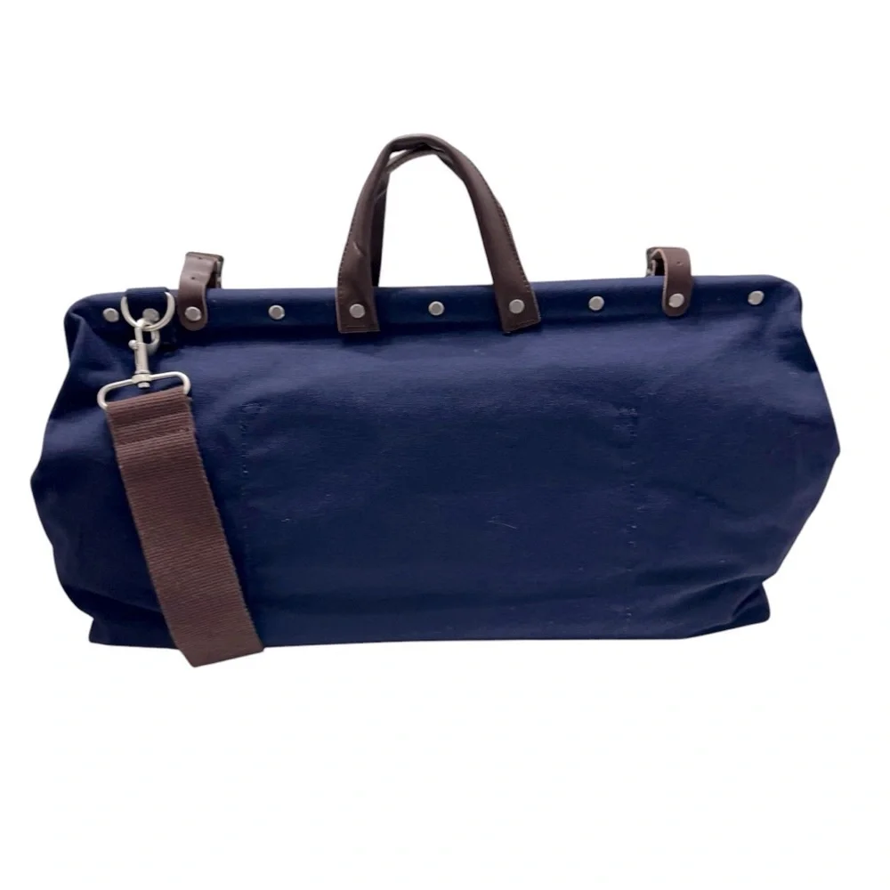 Bespoke Post Weekender Navy Bag‎